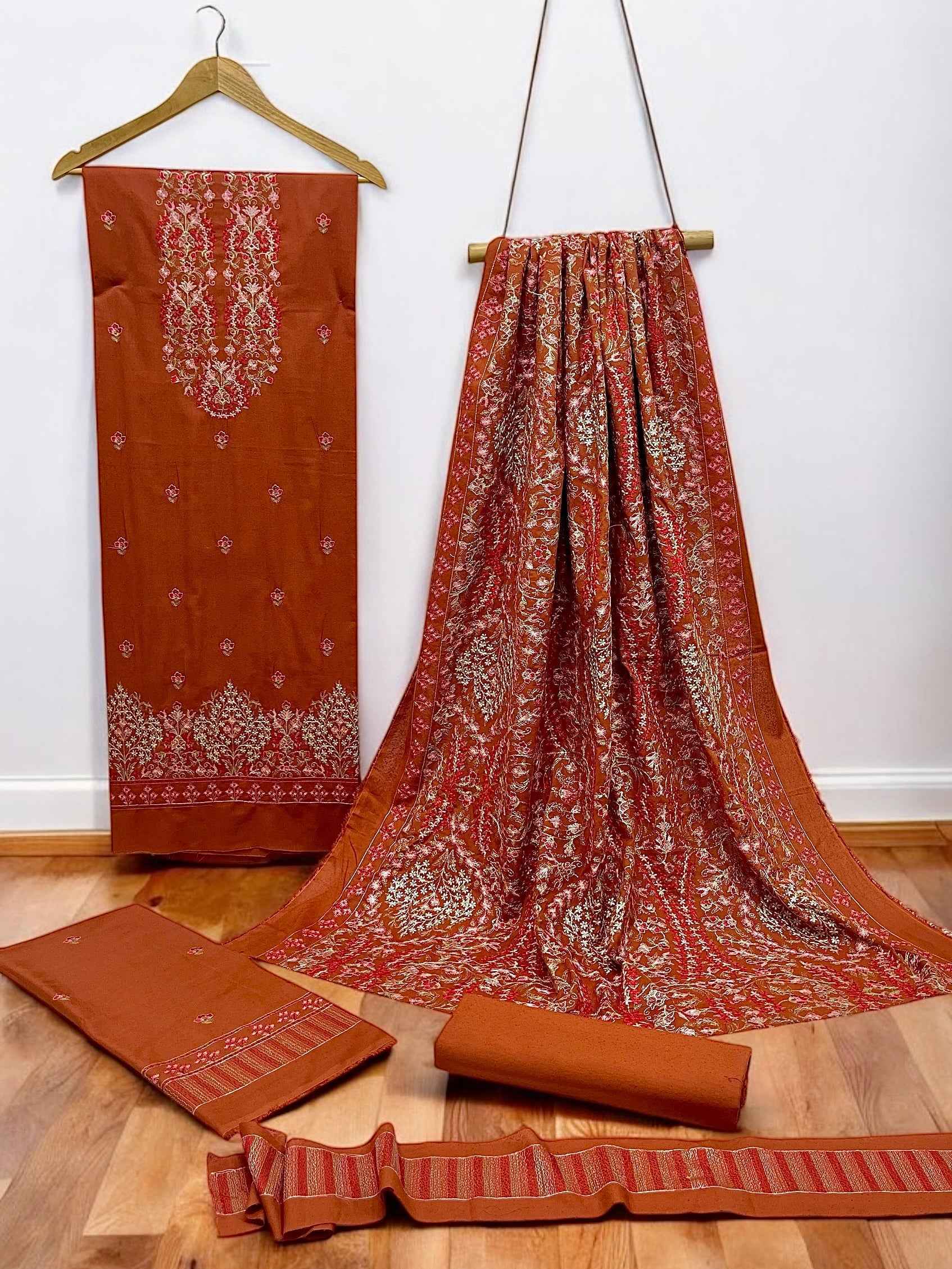 Bareeze | Luxury Emb | Karandi