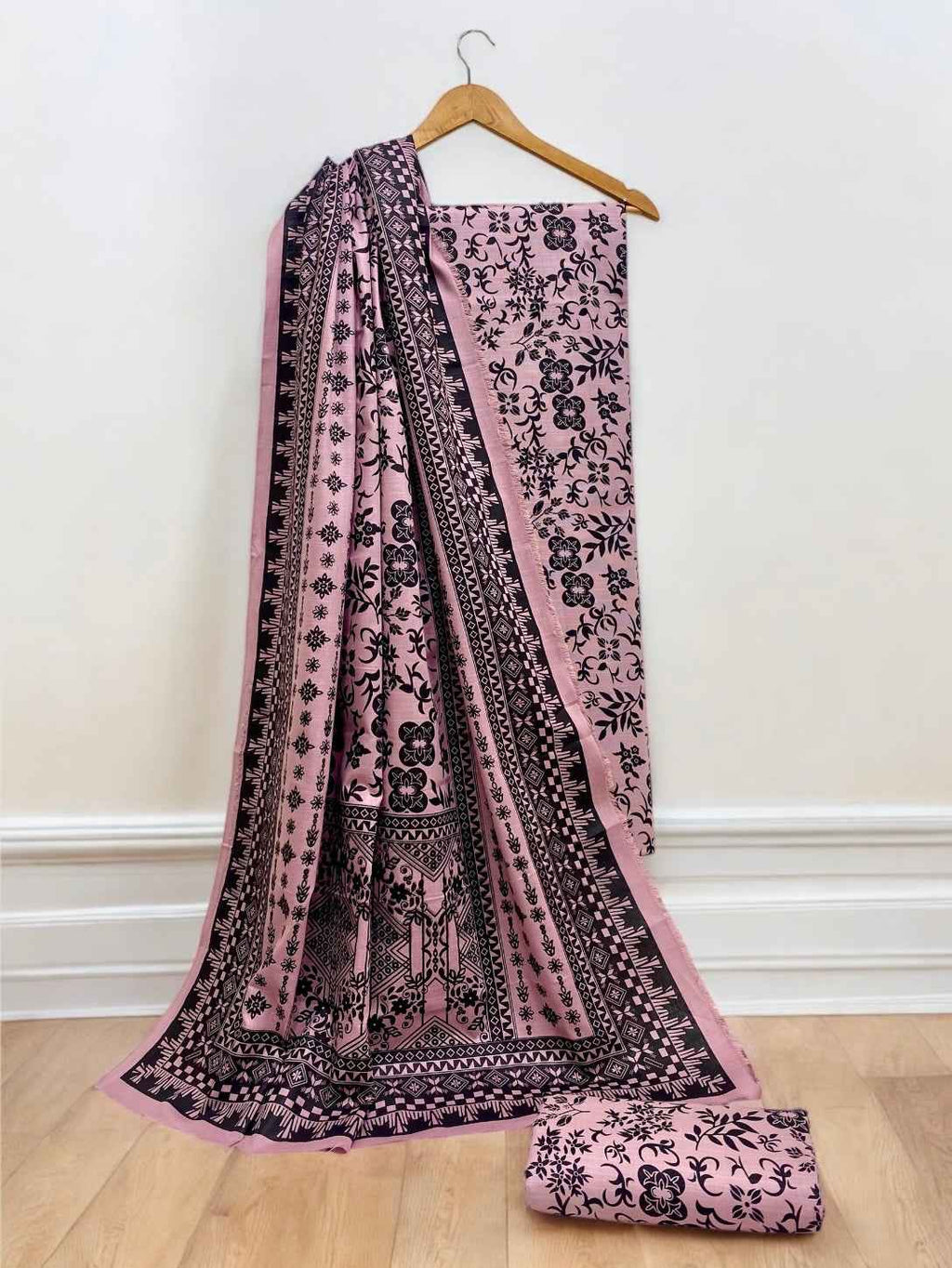 Ideas by Gul Ahmad Khaddar 3Pc