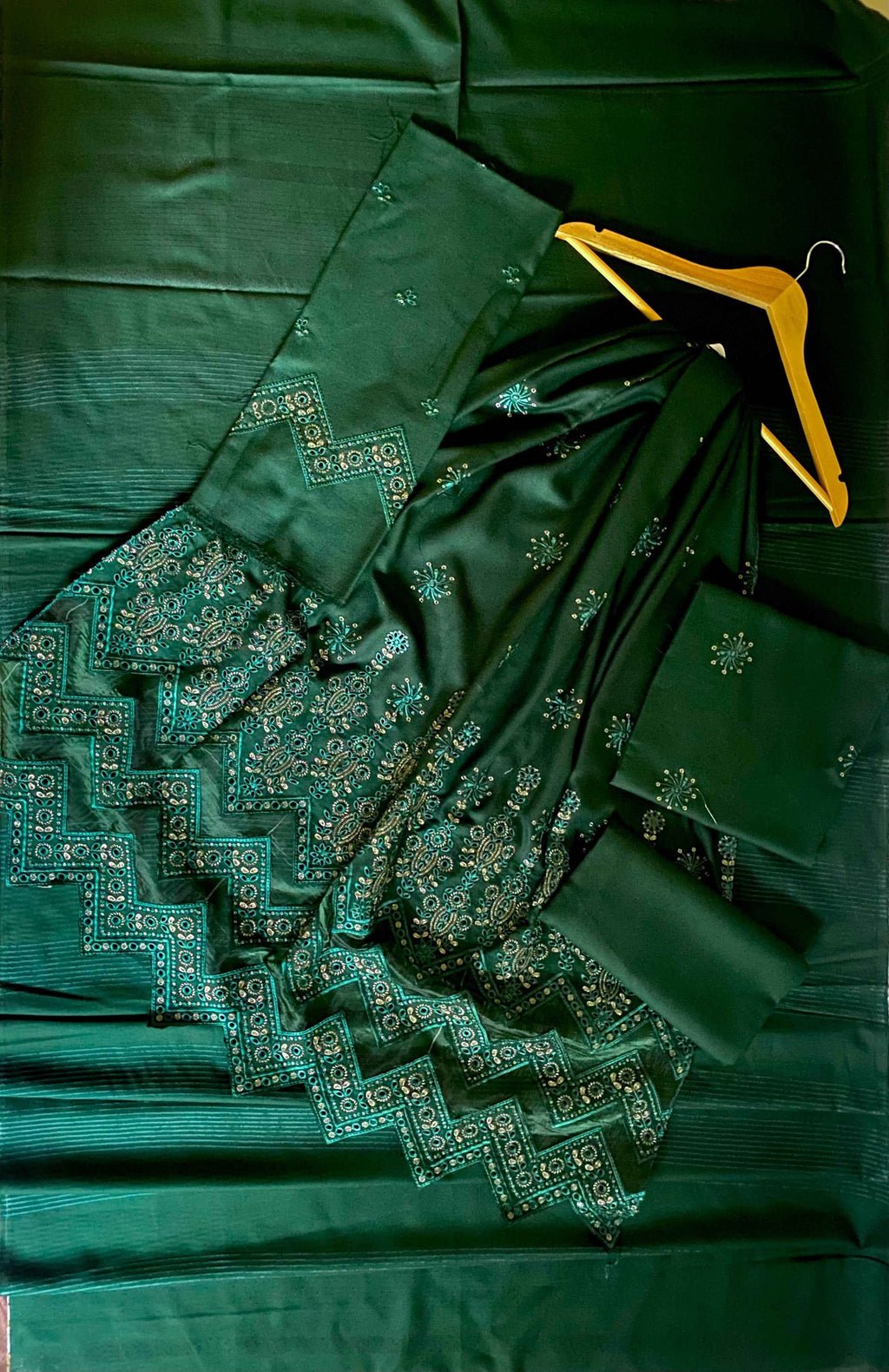 Makhmal | Luxury Embroidered | Dhanak