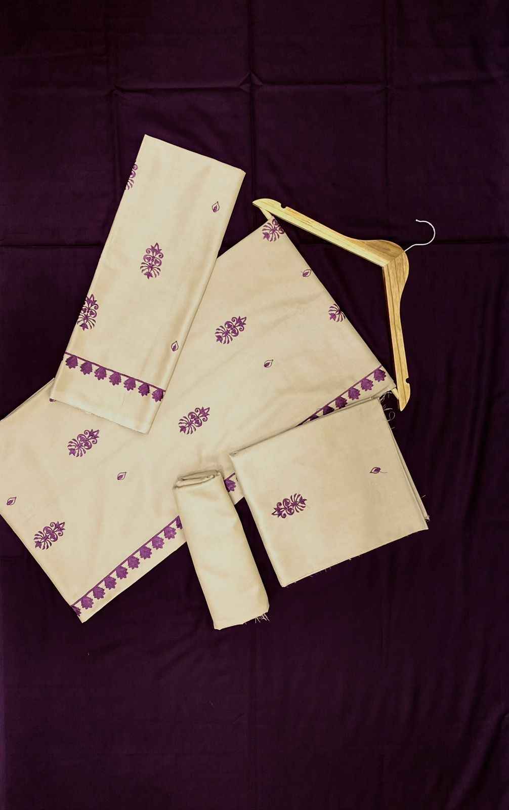 Bareeze | Embroidered | 3pc | Dhanak